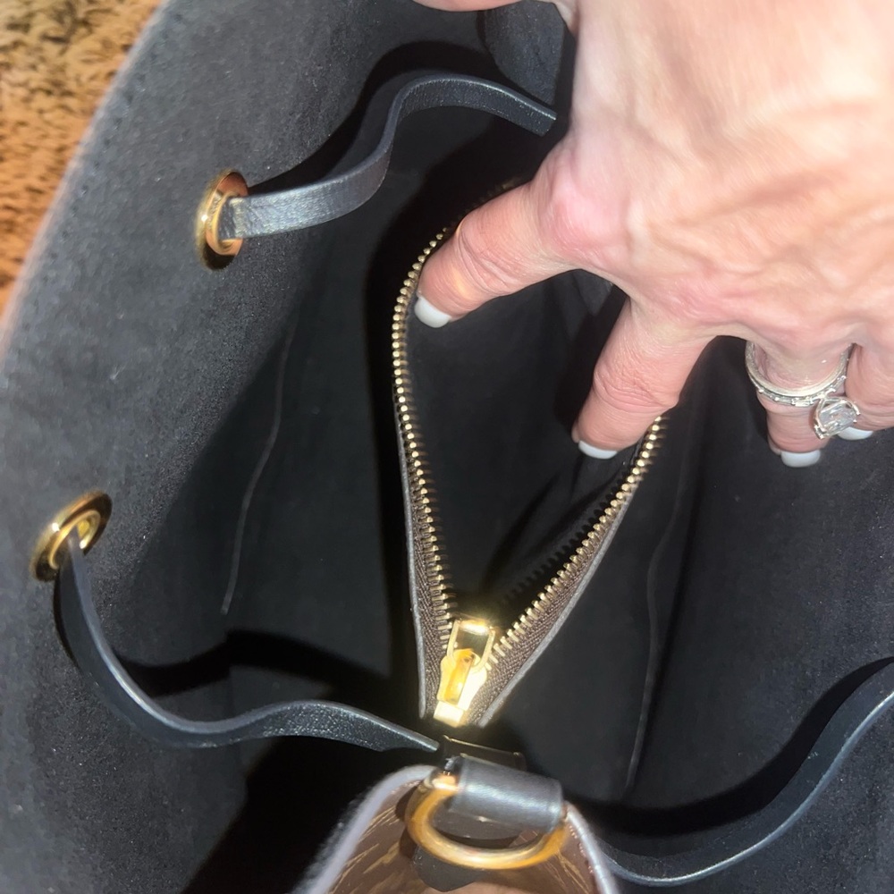 Louis Vuitton Neo Noe MM in excellent condition. - Picture 15 of 16